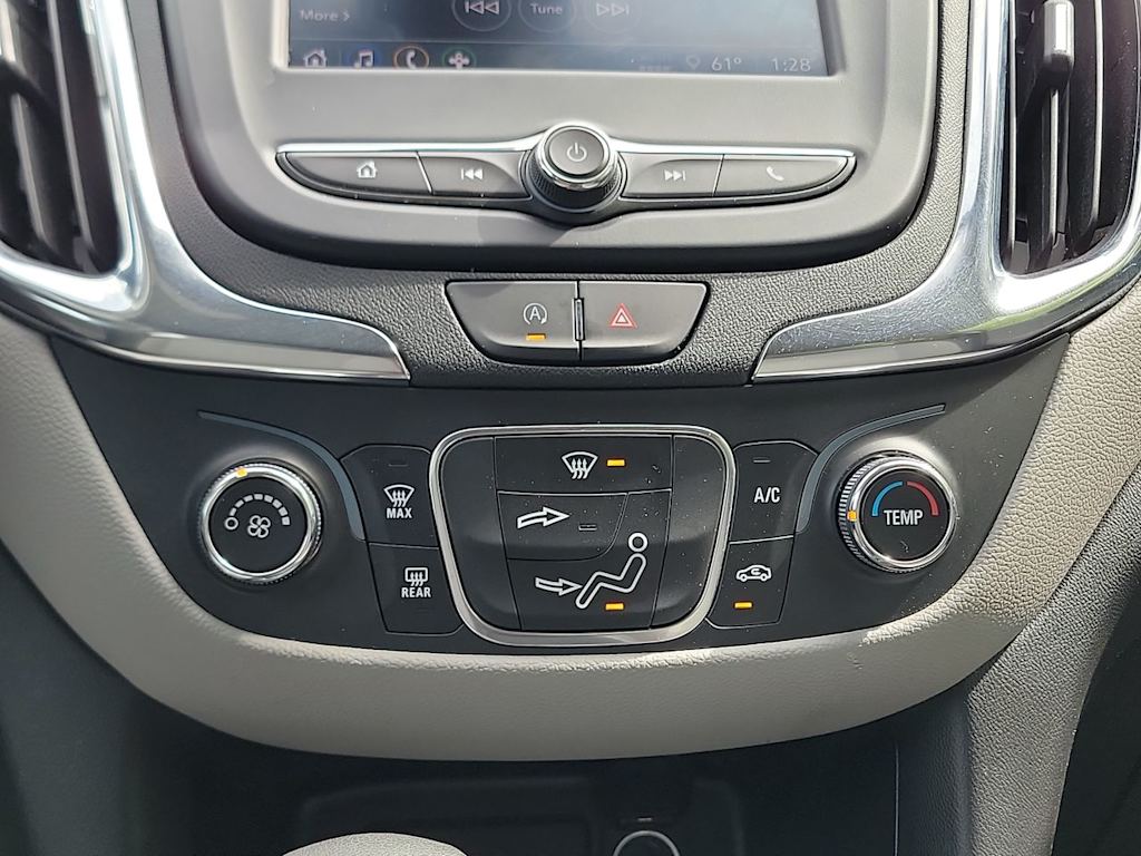 Thumbnail: 2023 Chevrolet Equinox - 25