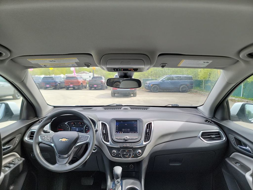 Thumbnail: 2023 Chevrolet Equinox - 9