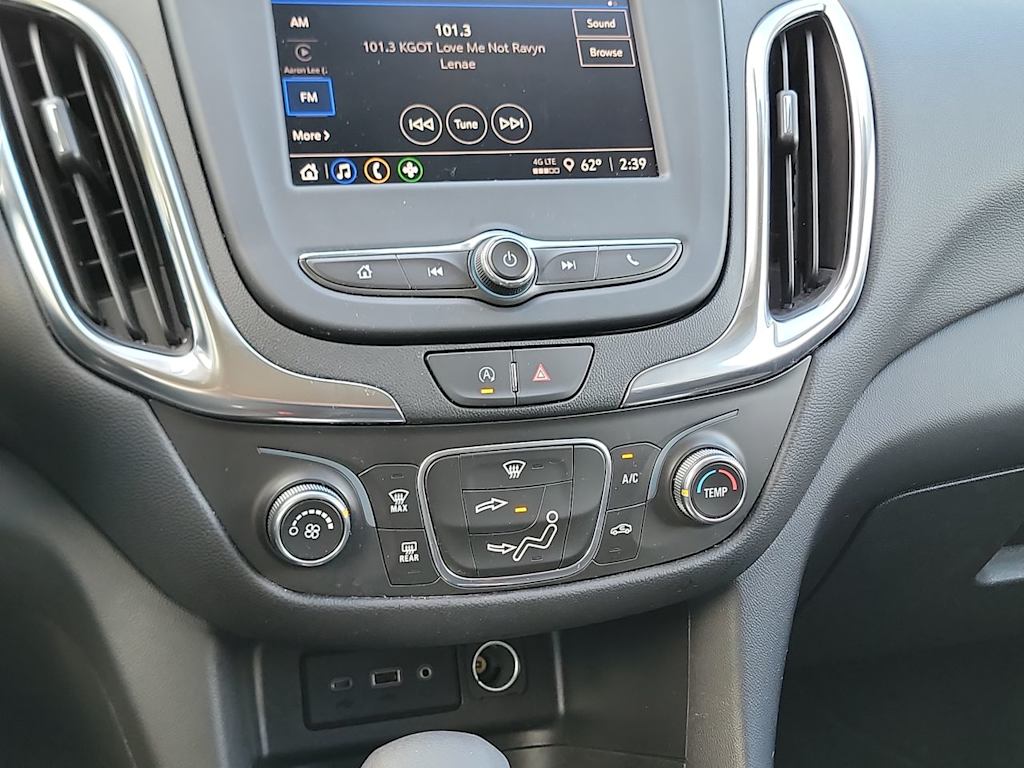 Thumbnail: 2022 Chevrolet Equinox - 25