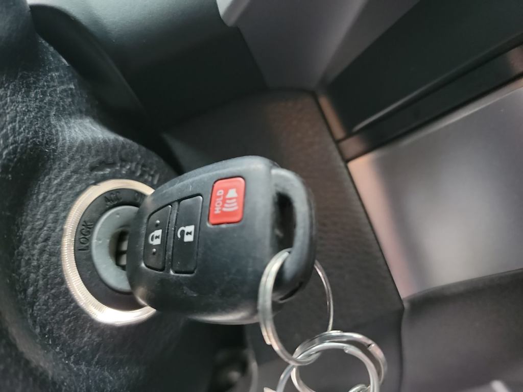 2022 Toyota Tacoma SR5 24