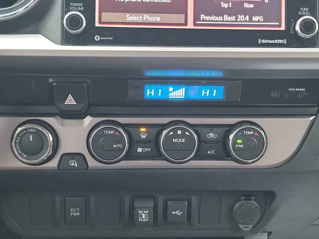 2022 Toyota Tacoma SR5 23