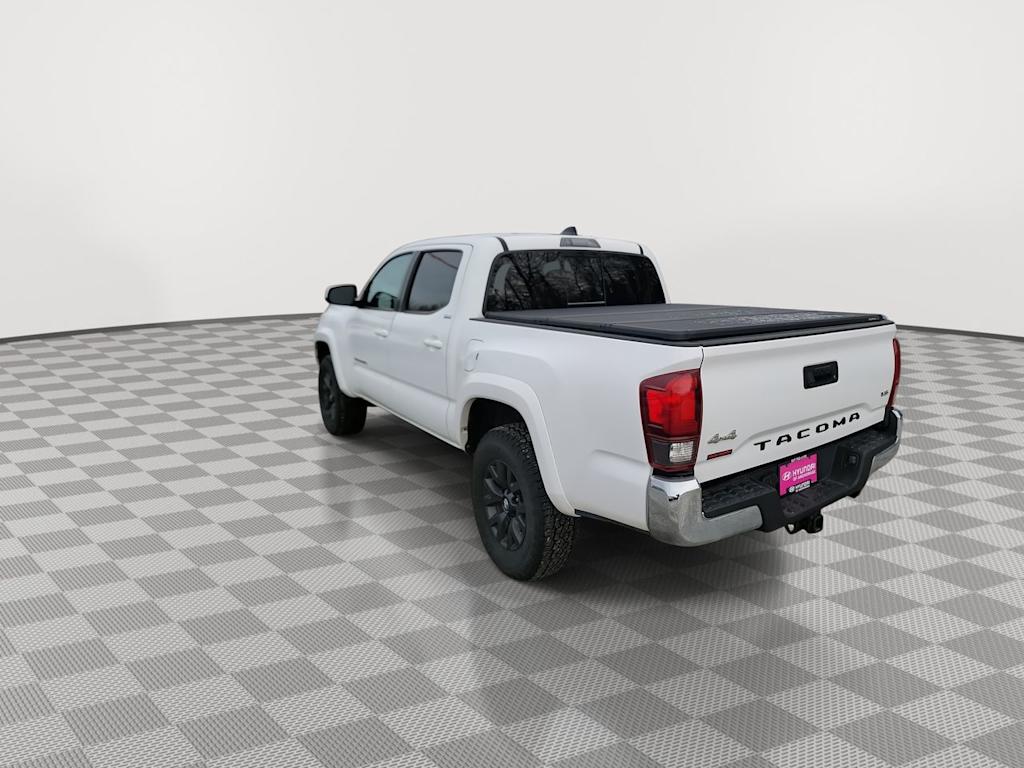 2022 Toyota Tacoma SR5 14