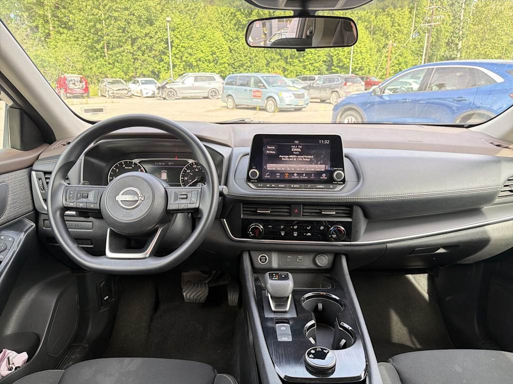 Thumbnail: 2023 Nissan Rogue - 8