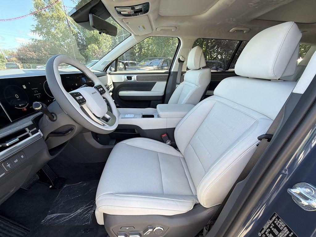 Thumbnail: 2026 Hyundai Santa Fe - 8