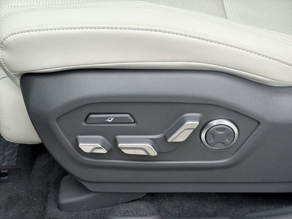 Thumbnail: 2026 Hyundai Santa Fe - 20