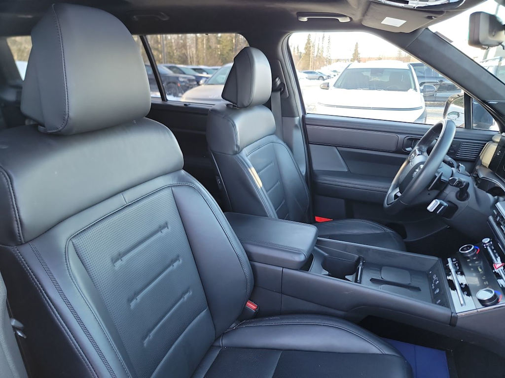 Thumbnail: 2025 Hyundai Santa Fe - 9