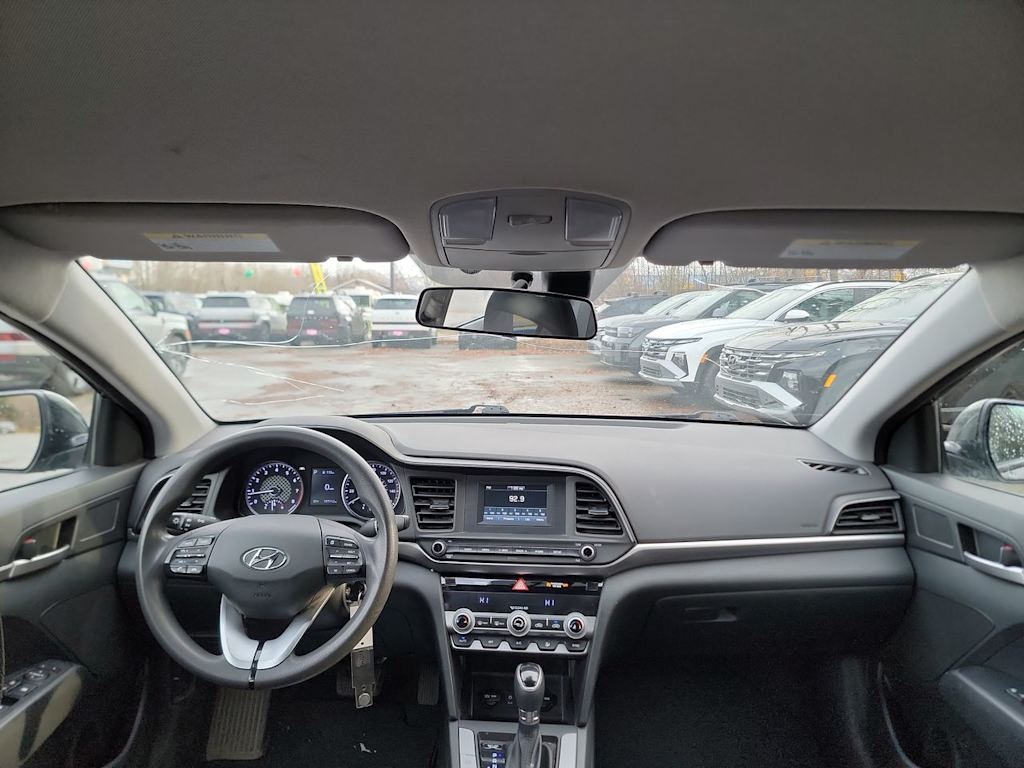 Thumbnail: 2020 Hyundai Elantra - 8