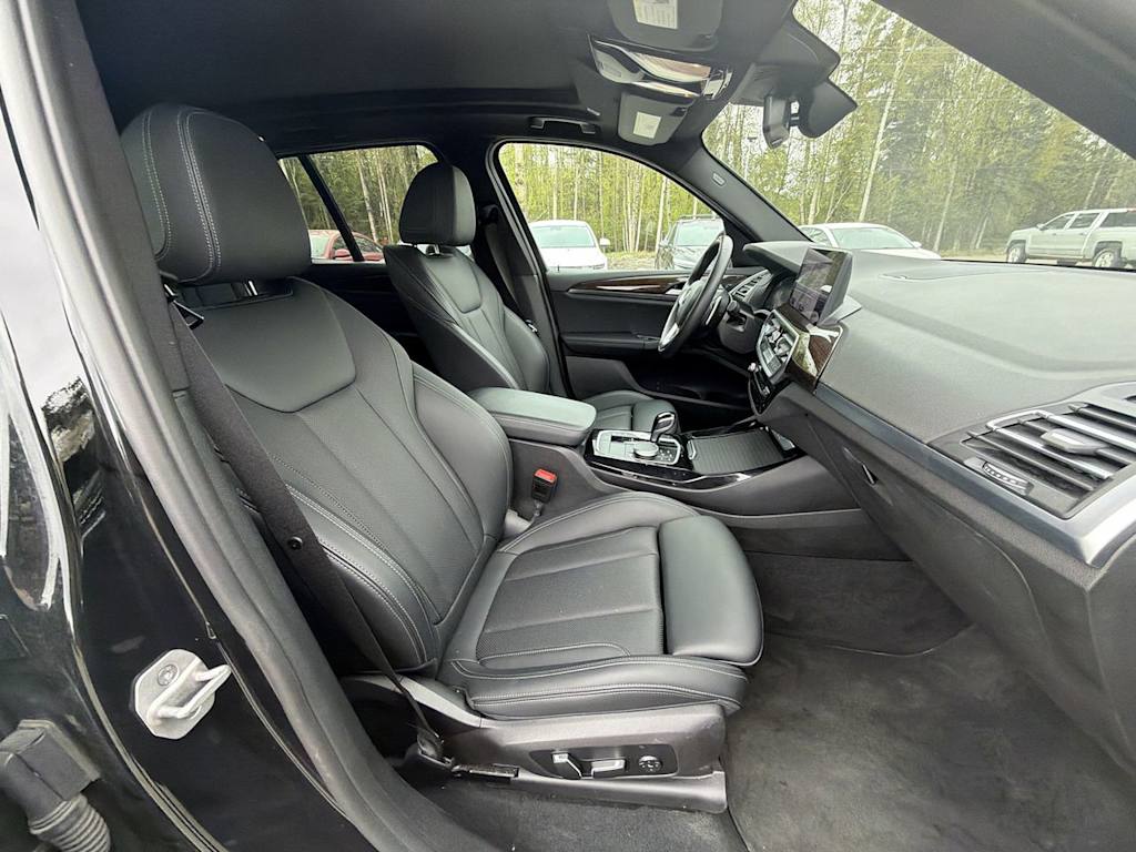 Thumbnail: 2024 BMW X3 - 11