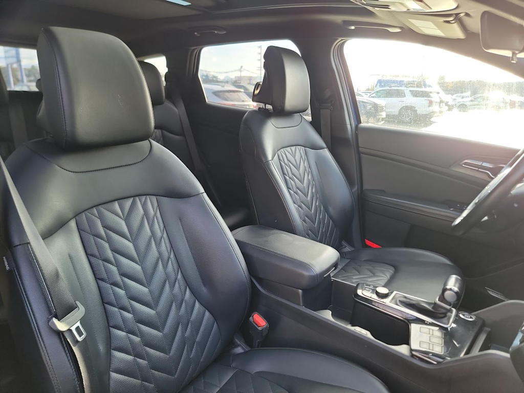 Thumbnail: 2023 Kia Sportage - 10