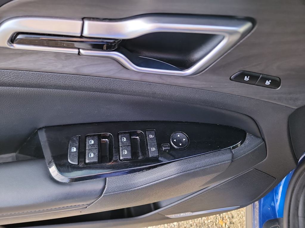 Thumbnail: 2023 Kia Sportage - 23