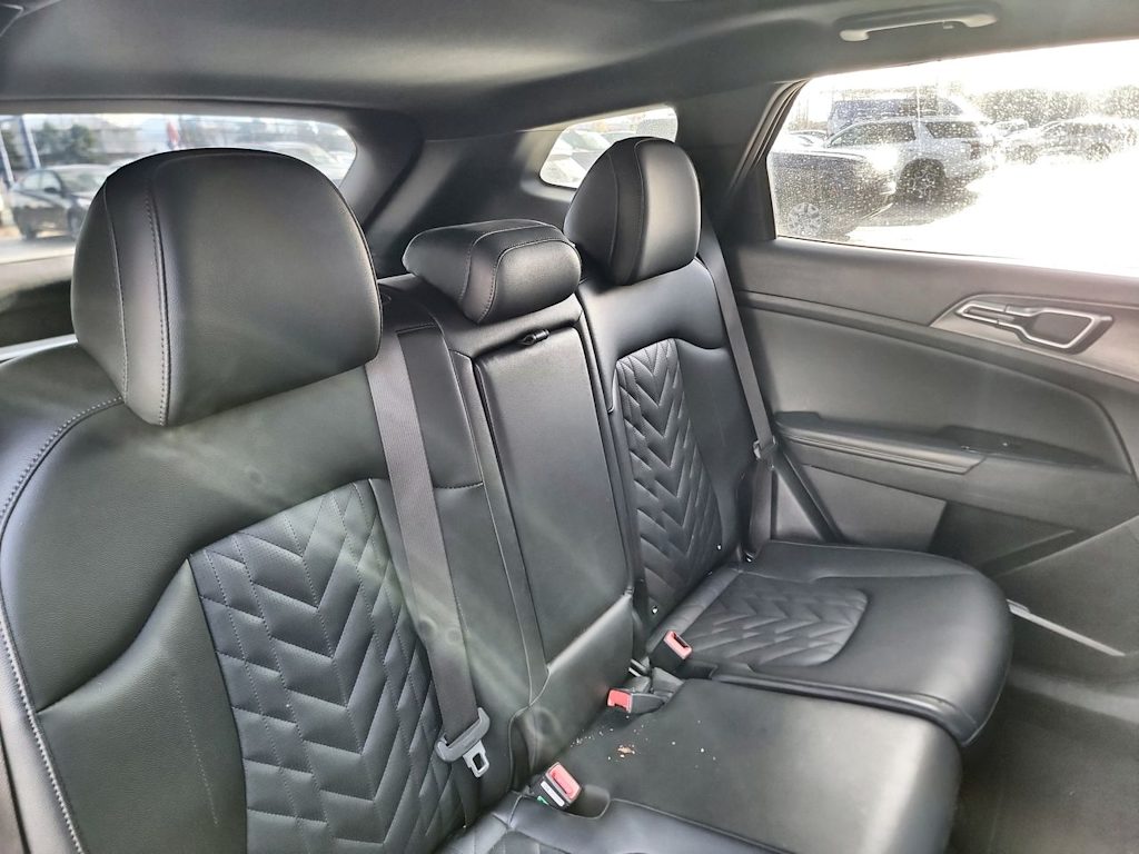 Thumbnail: 2023 Kia Sportage - 11