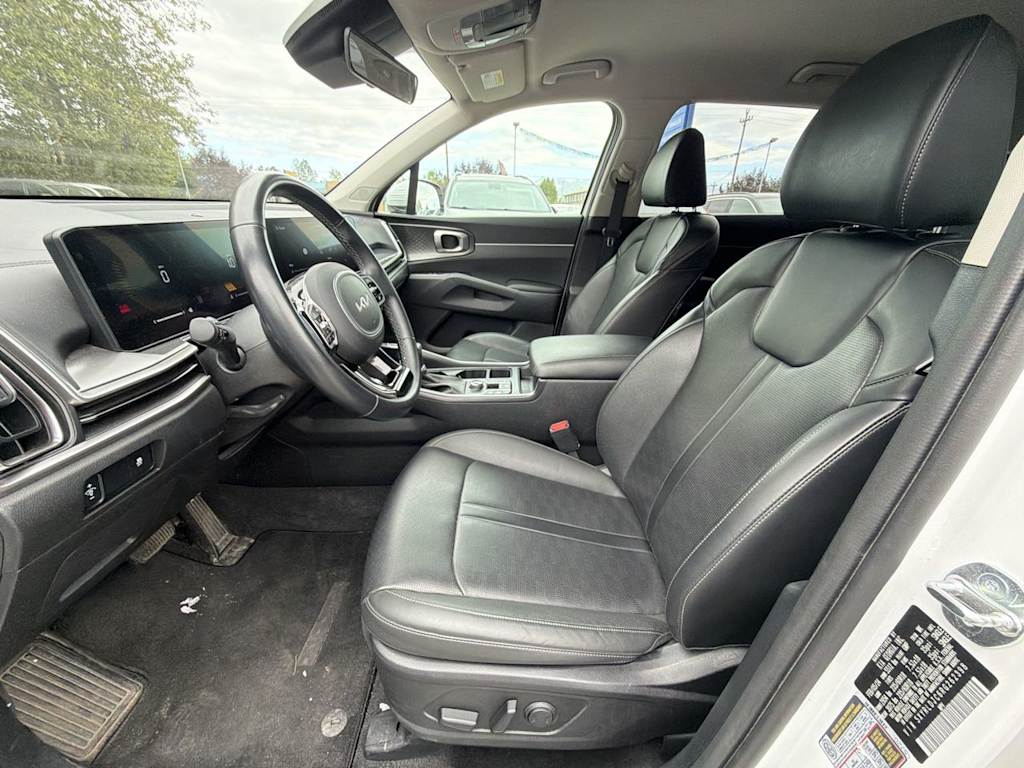 Thumbnail: 2024 Kia Sorento - 9