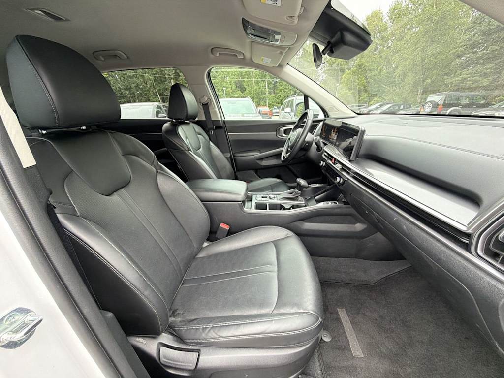 Thumbnail: 2024 Kia Sorento - 10