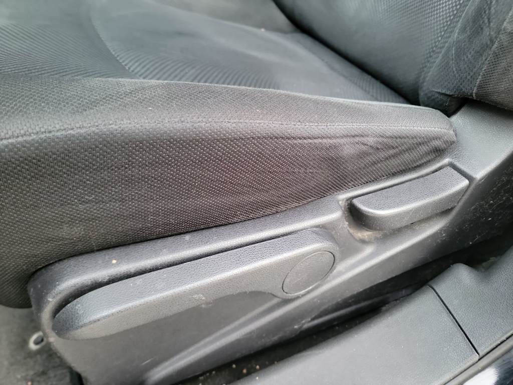 Thumbnail: 2015 Nissan Rogue - 23