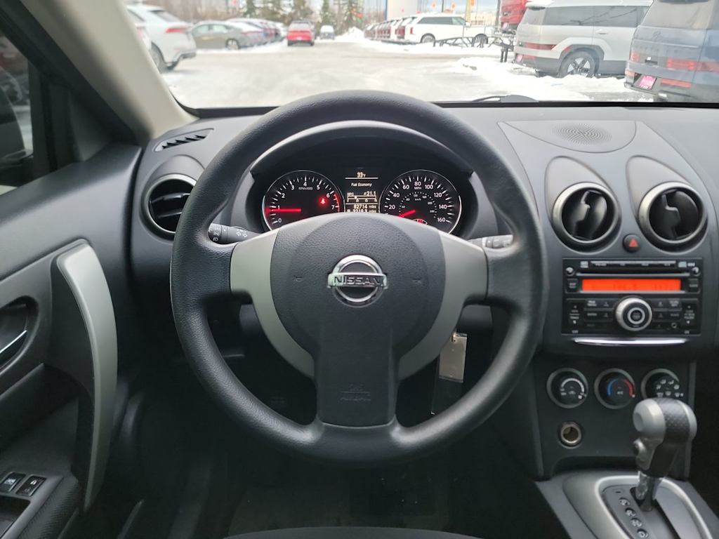 Thumbnail: 2015 Nissan Rogue - 2