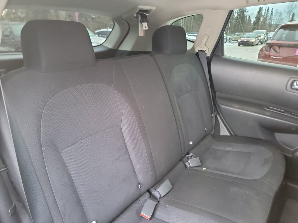 Thumbnail: 2015 Nissan Rogue - 11