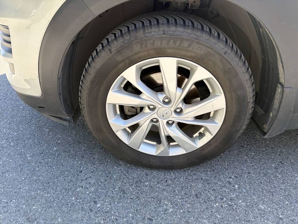 Thumbnail: 2020 Hyundai Tucson - 7