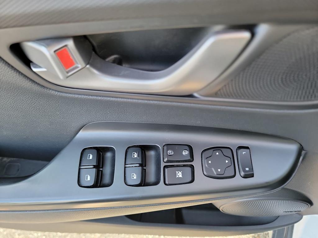 Thumbnail: 2021 Hyundai Kona - 23