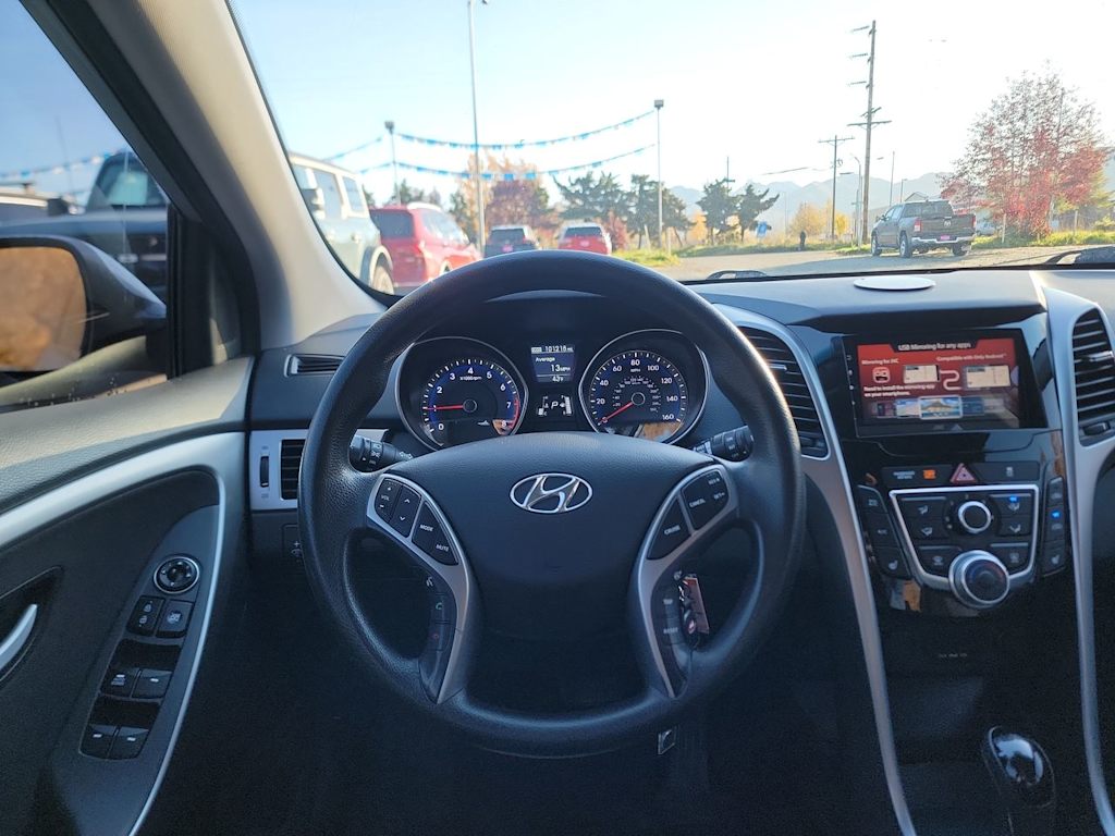 Thumbnail: 2014 Hyundai Elantra - 2