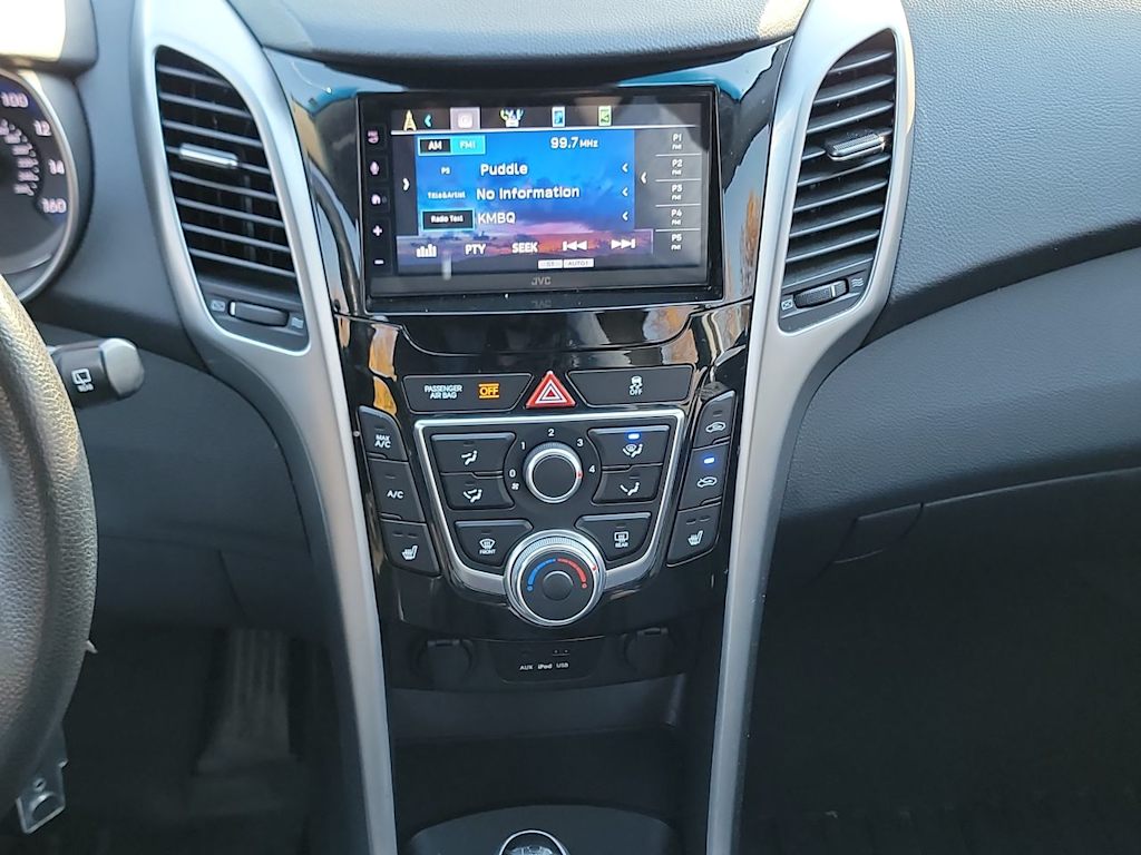 Thumbnail: 2014 Hyundai Elantra - 22