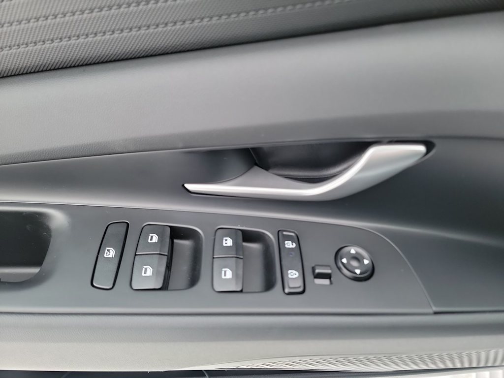 Thumbnail: 2026 Hyundai Elantra - 22