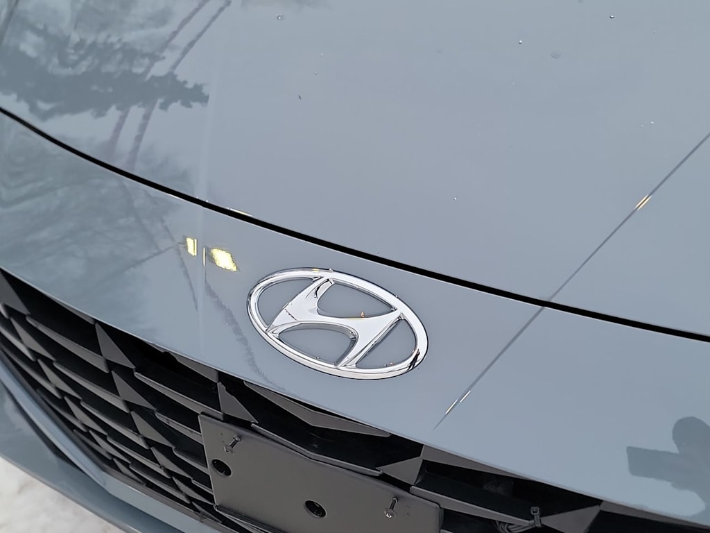 Thumbnail: 2023 Hyundai Elantra - 6