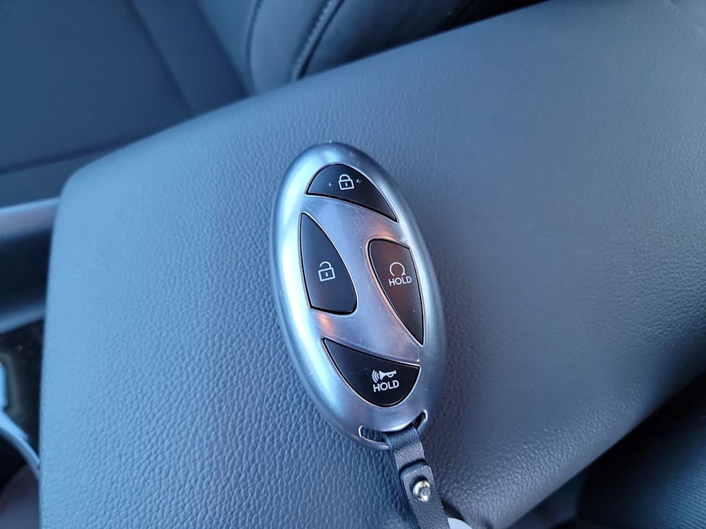 Thumbnail: 2025 Hyundai Elantra - 13