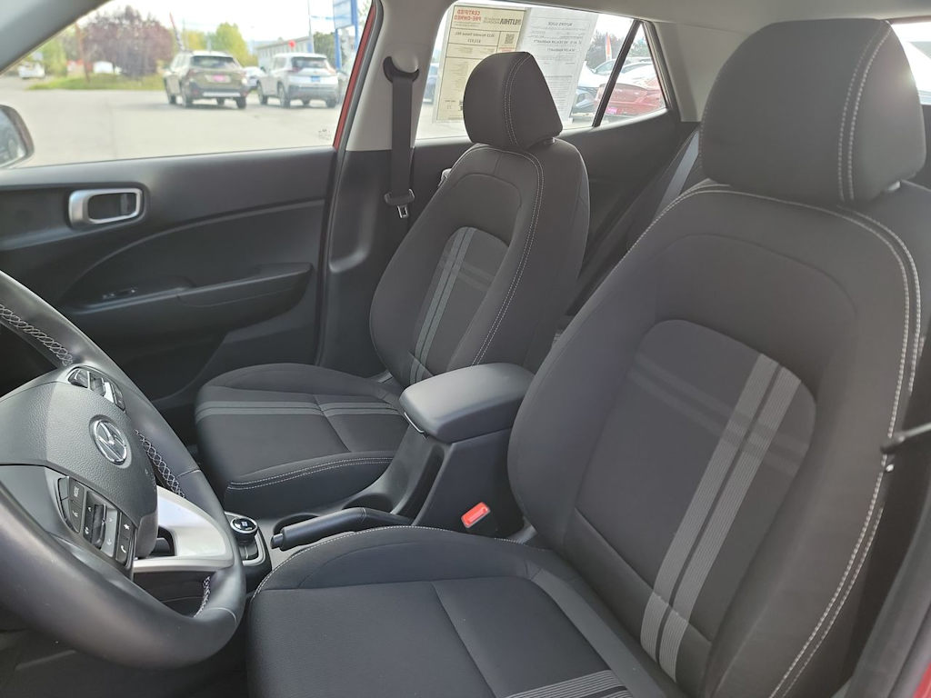 Thumbnail: 2023 Hyundai Venue - 8