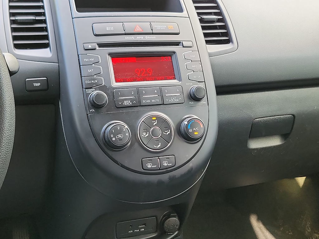 Thumbnail: 2012 Kia Soul - 24