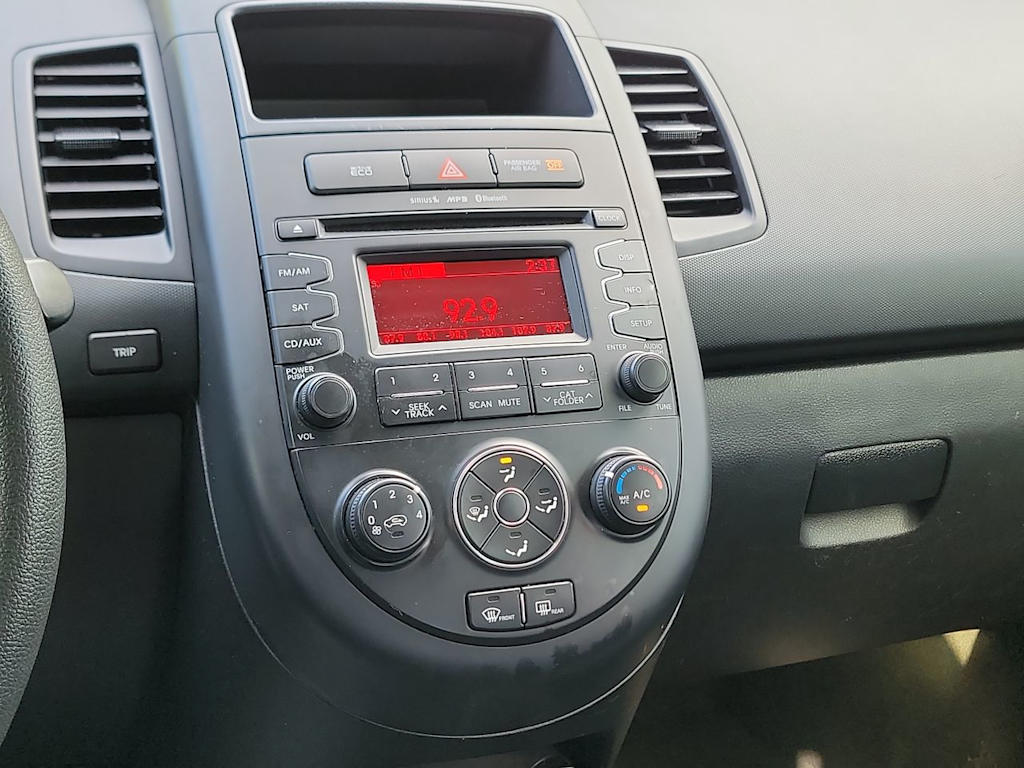 Thumbnail: 2012 Kia Soul - 13