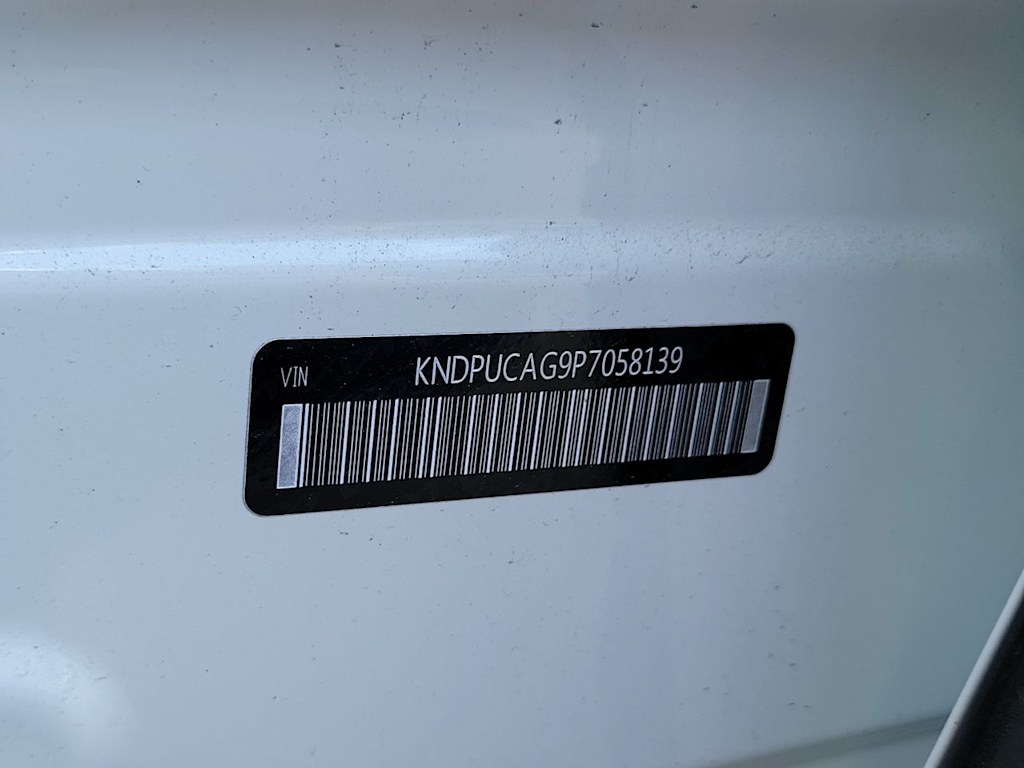 Thumbnail: 2023 Kia Sportage - 17