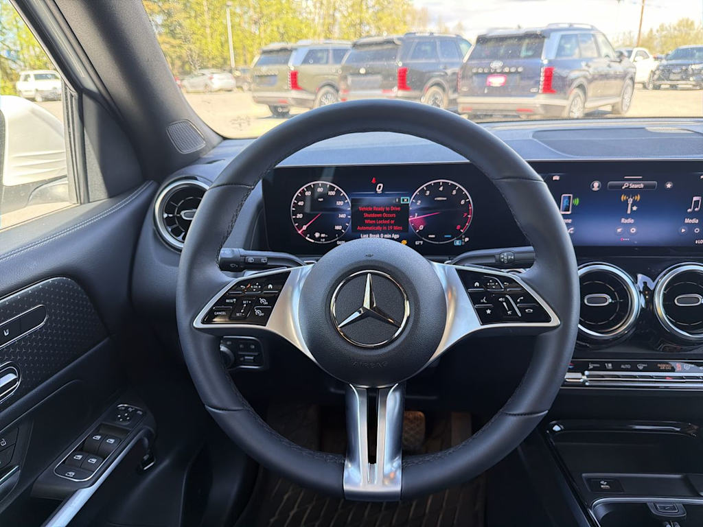Thumbnail: 2026 Mercedes-Benz GLB - 2