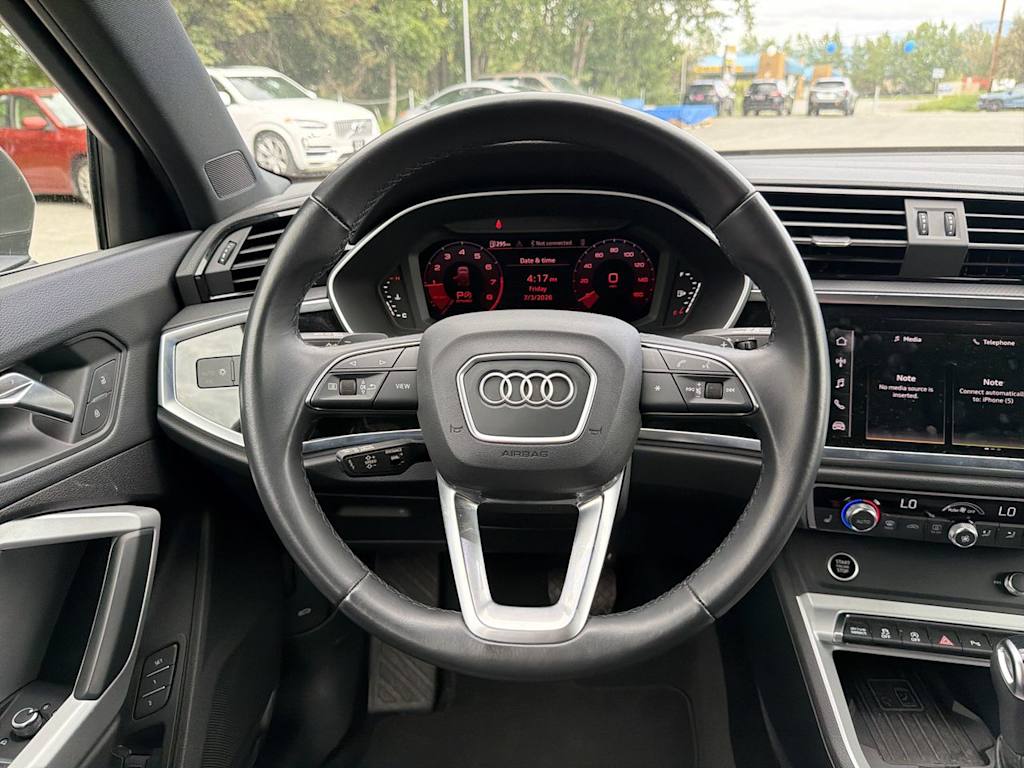 Thumbnail: 2024 Audi Q3 - 2