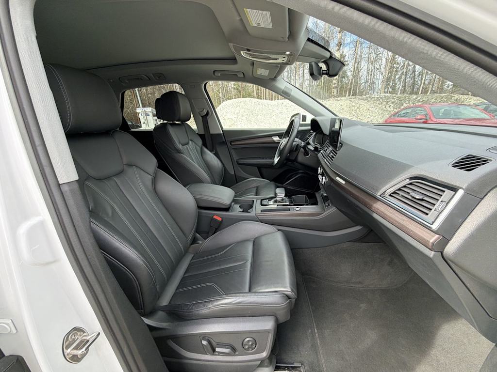 Thumbnail: 2024 Audi Q5 - 10