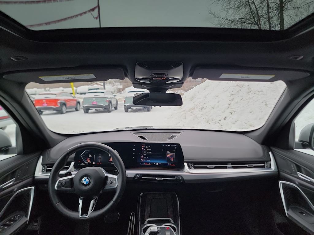 Thumbnail: 2025 BMW X1 - 9