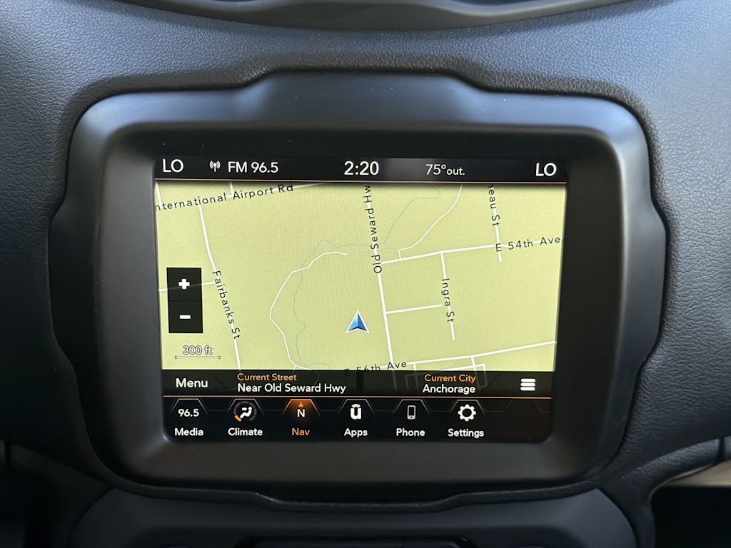 Thumbnail: 2023 Jeep Renegade - 22