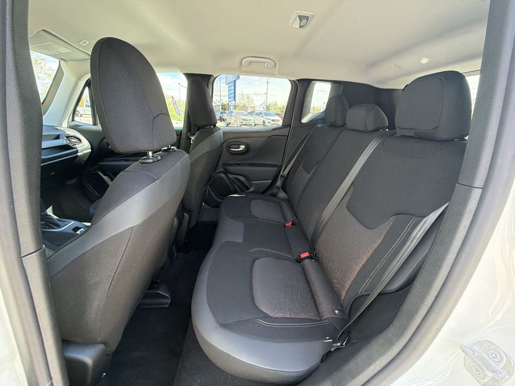 Thumbnail: 2023 Jeep Renegade - 11
