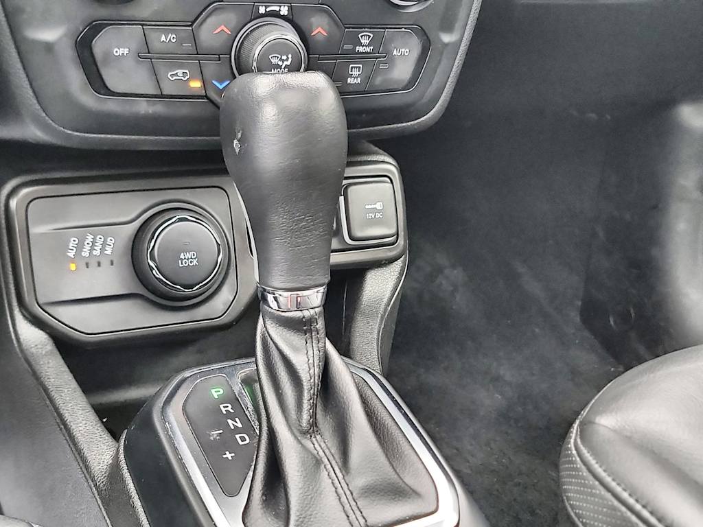 Thumbnail: 2023 Jeep Renegade - 14