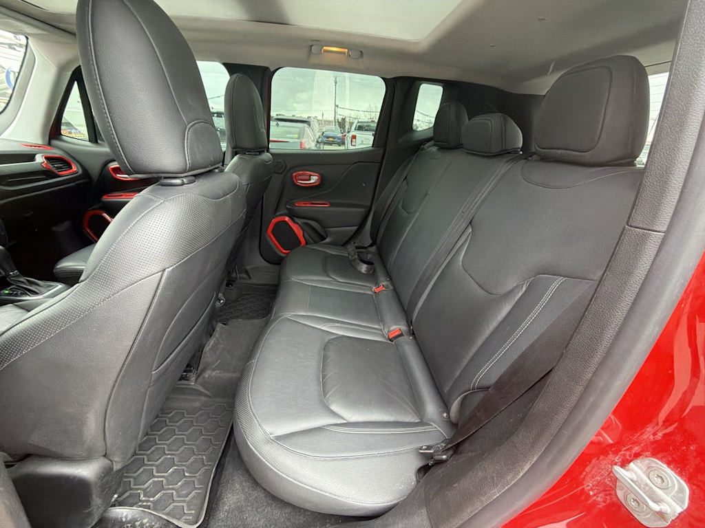 Thumbnail: 2023 Jeep Renegade - 11