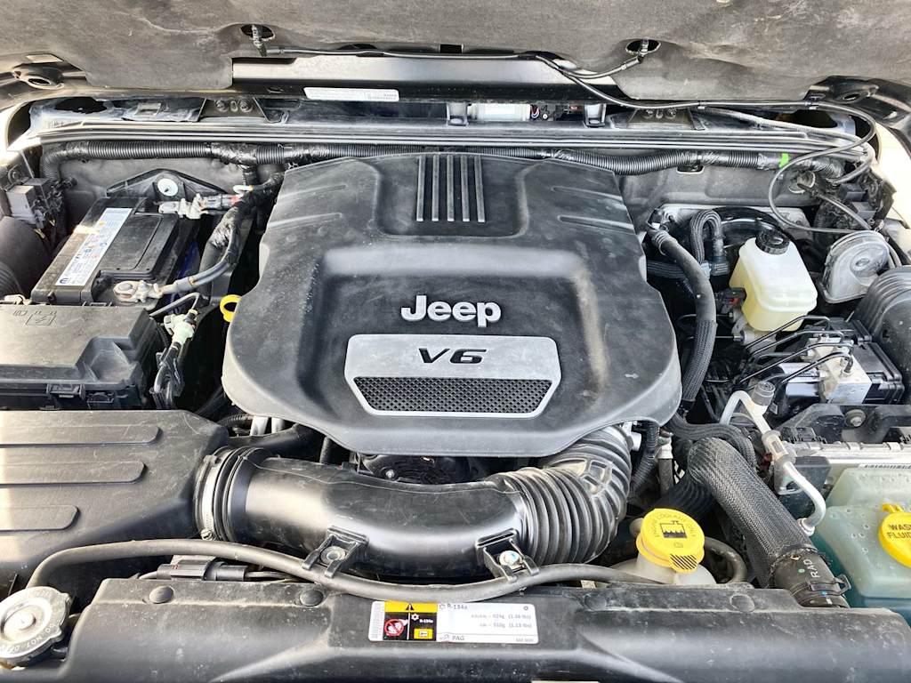 Thumbnail: 2014 Jeep Wrangler - 5
