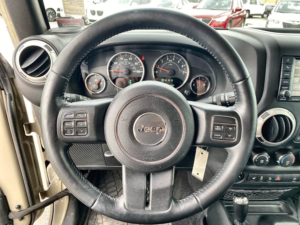 Thumbnail: 2017 Jeep Wrangler - 12
