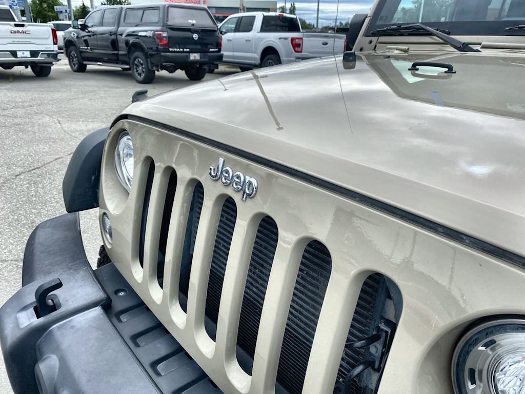 Thumbnail: 2017 Jeep Wrangler - 4