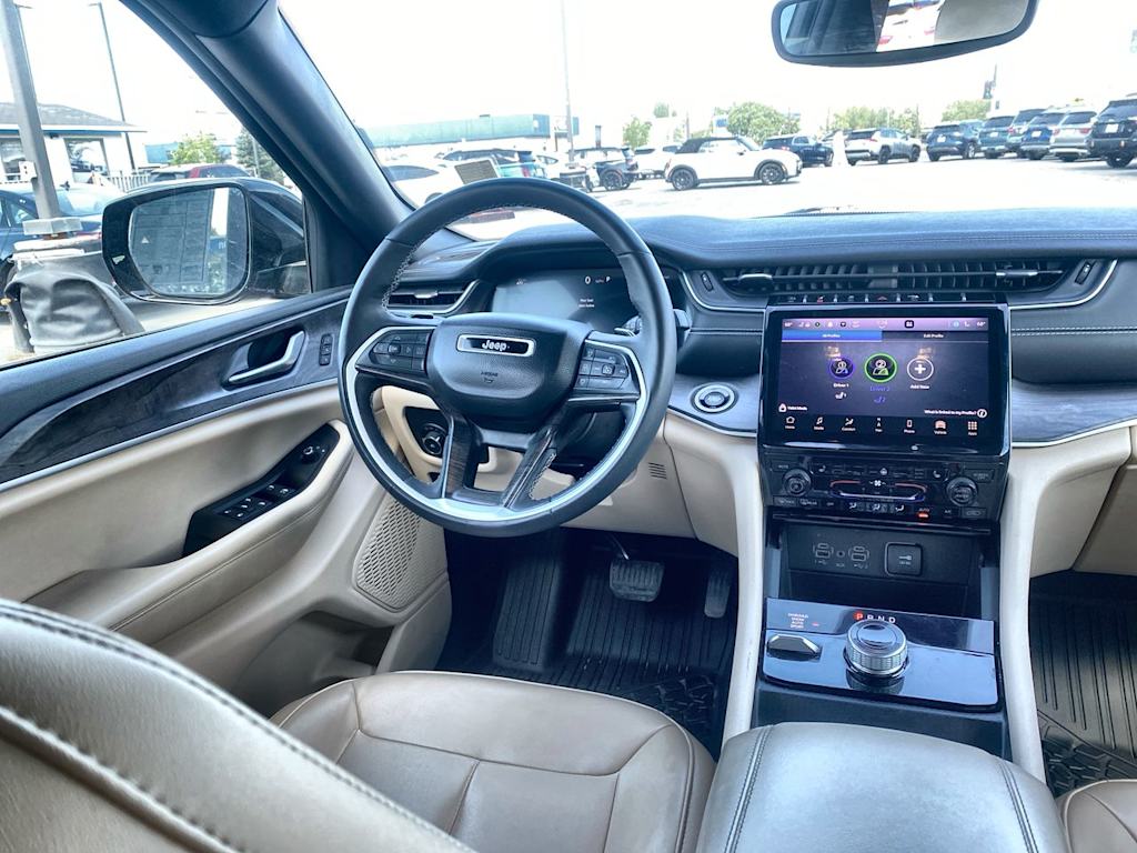 Thumbnail: 2024 Jeep Grand Cherokee - 6