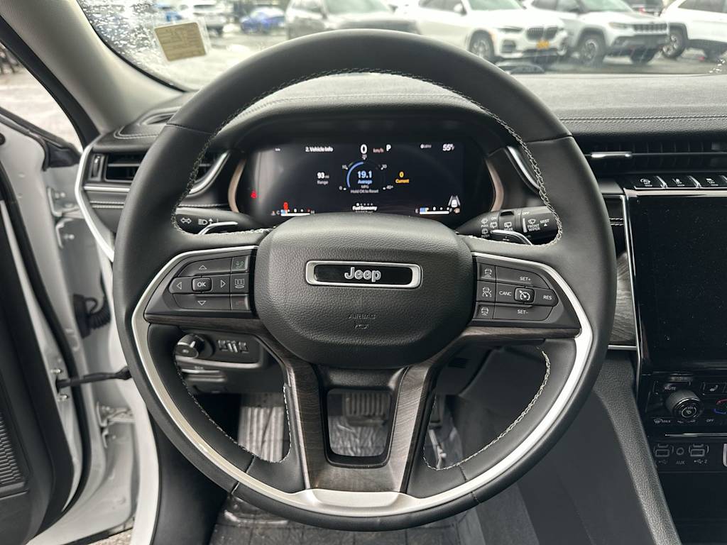 Thumbnail: 2023 Jeep Grand Cherokee - 2