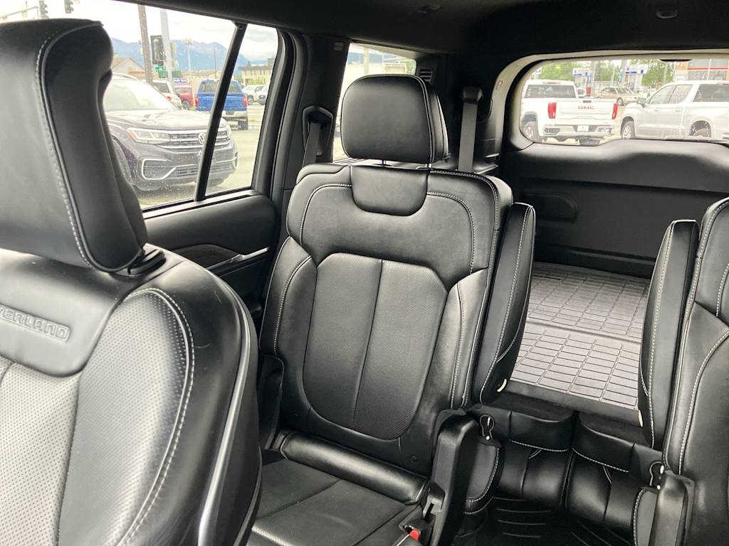 Thumbnail: 2022 Jeep Grand Cherokee L - 10