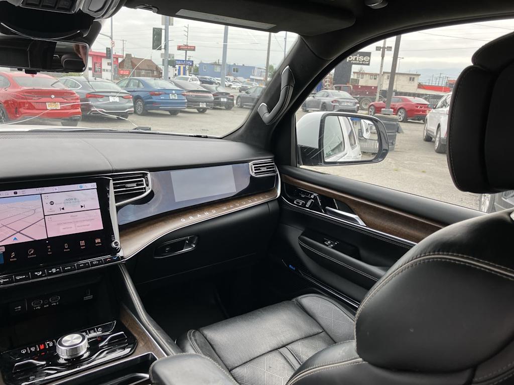 Thumbnail: 2022 Jeep Grand Wagoneer - 7