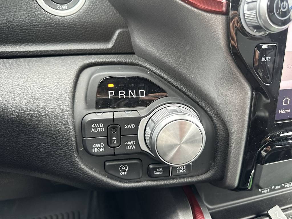 Thumbnail: 2025 RAM 1500 - 19