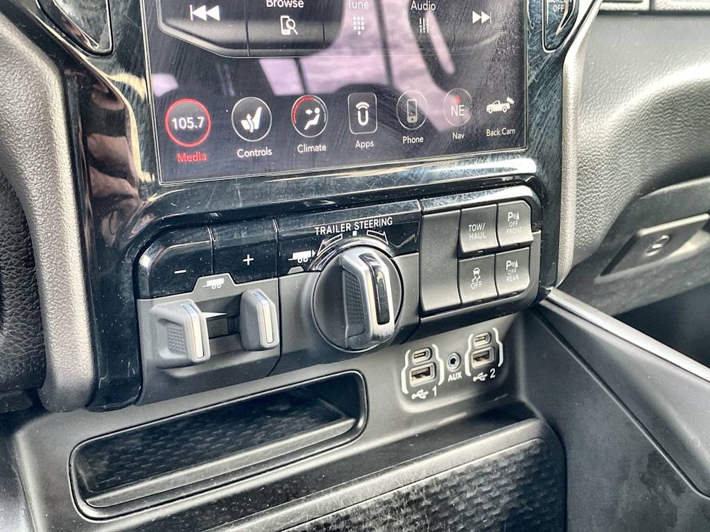 Thumbnail: 2021 RAM 1500 - 21