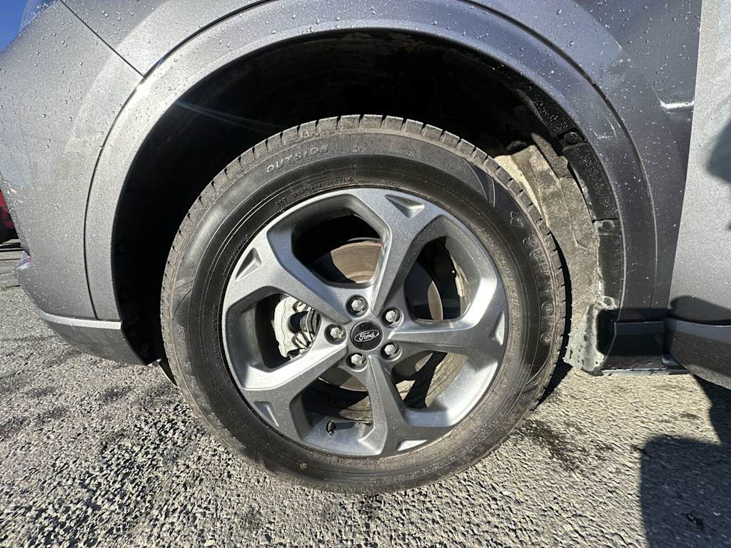 Thumbnail: 2023 Ford Escape - 5