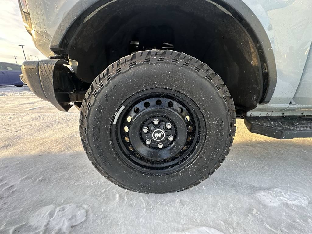 Thumbnail: 2022 Ford Bronco - 5